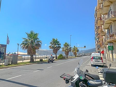 f14 1689 savona fornaci affitto locazione locale commerciale1