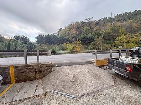 f14 554 savona lavagnola magazzino cantina piano terra1